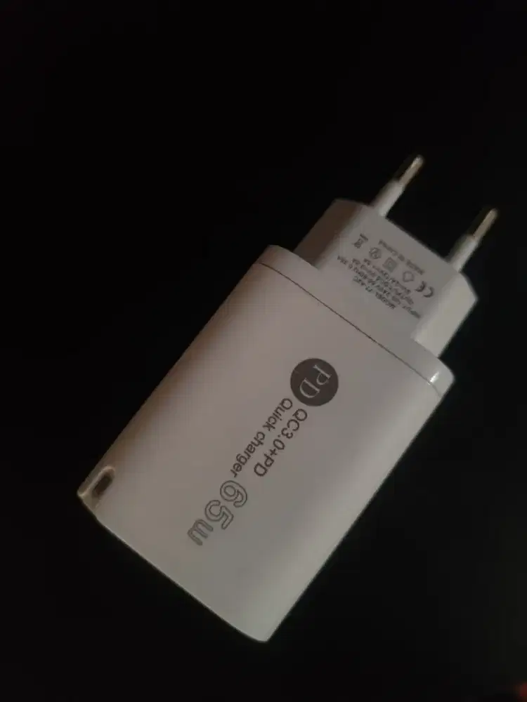 jual charger TUTI 65w , tanpa kabel !