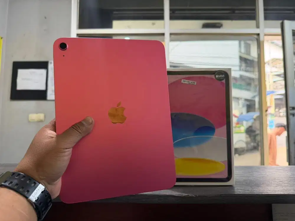 Ipad 11 128gb ibox mulus 1000% seperti baru fullset