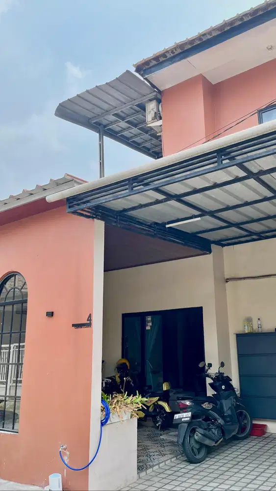 JUAL CEPAT RUMAH 2 LANTAI DI CIPONDOH LOKASI STRATEGIS