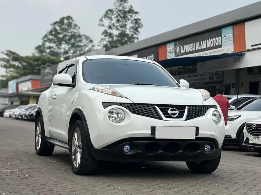 NISSAN JUKE RX 1.5 AT MATIC 2012 PUTIH