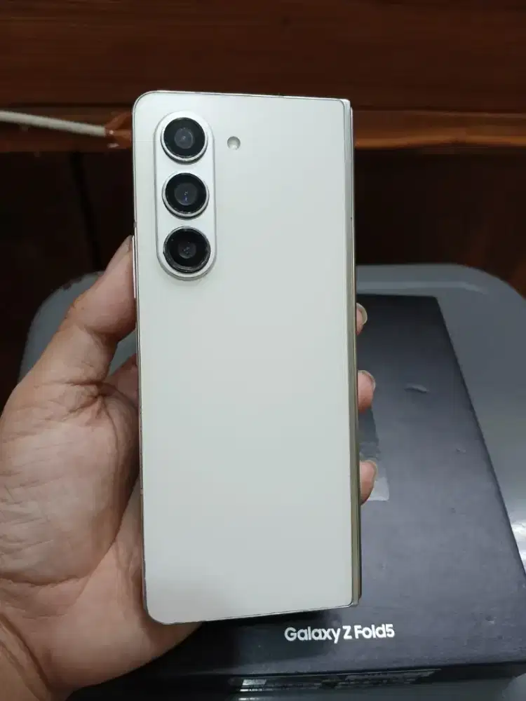 Samsung Z fold 5 5G cream
