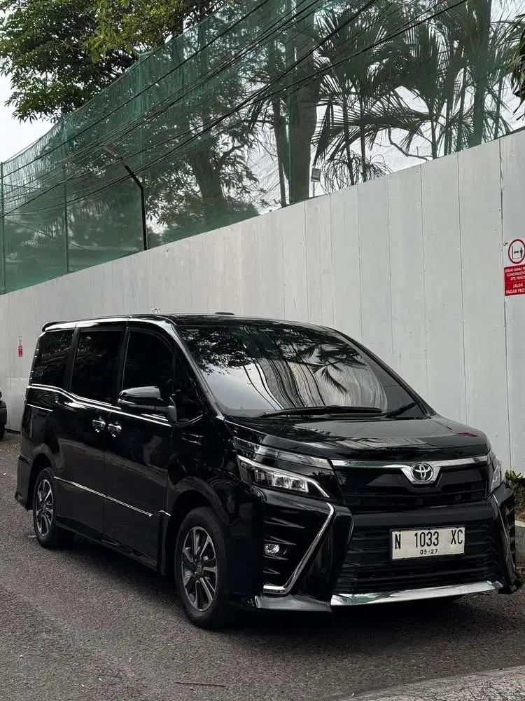 Toyota Voxy 2021 Bensin