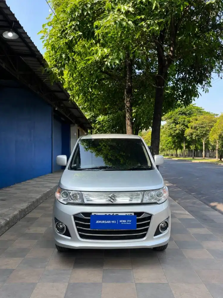 SUZUKI 2020 KARIMUN WAGON BV 1.0 
JL.RAYA JEMURSARI MOBIL 1717