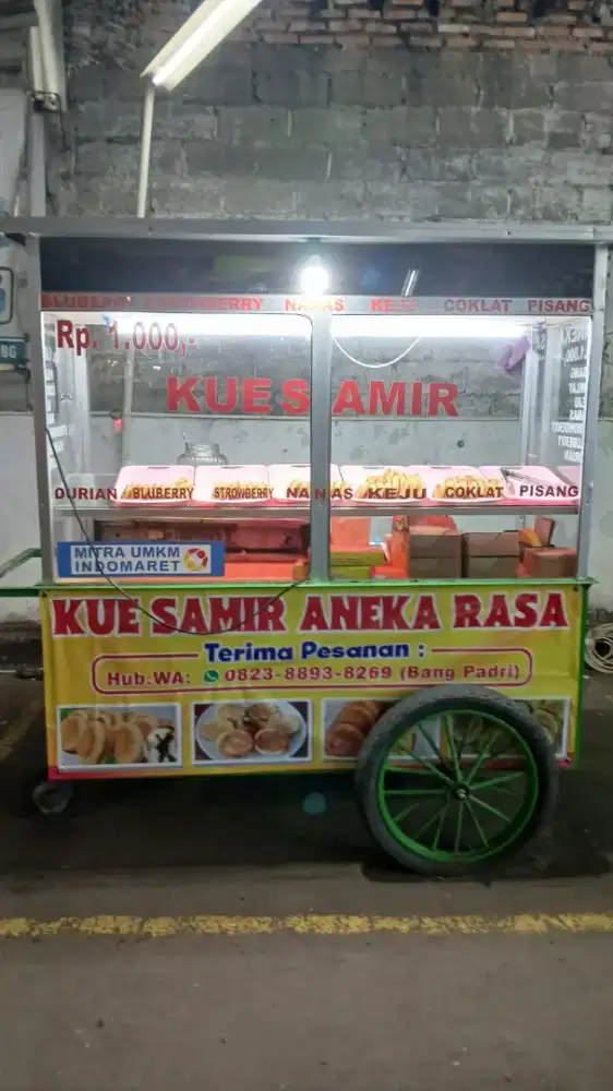 Gerobak Kue Samir