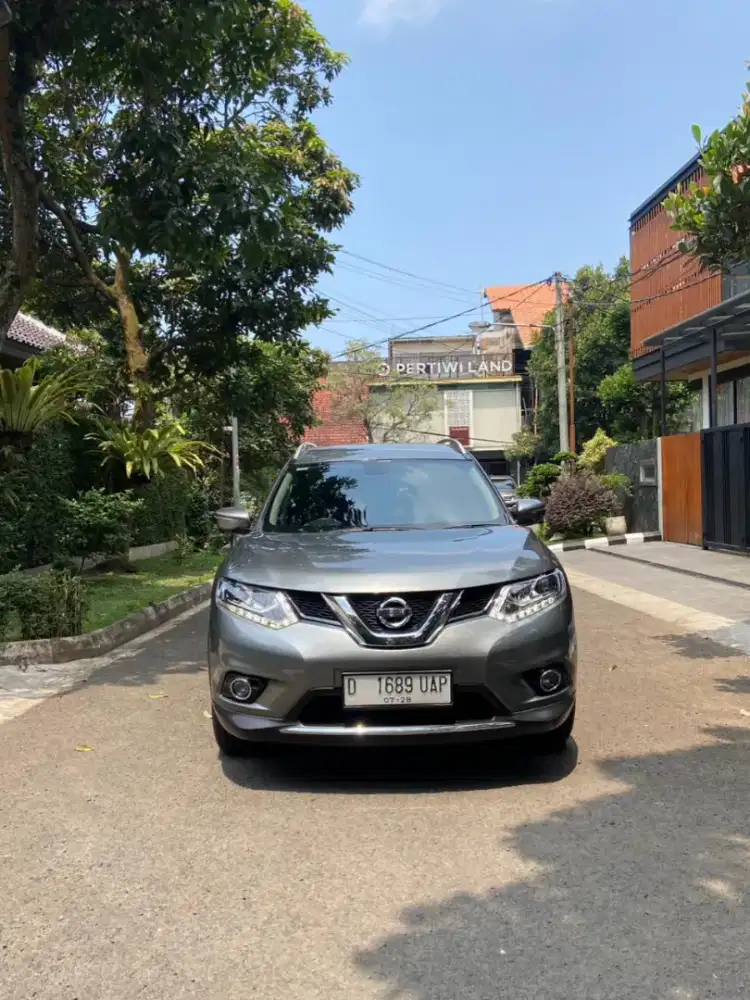 Nissan X-trail 2.5  At thn 2018 Km 22 rb full orisinil