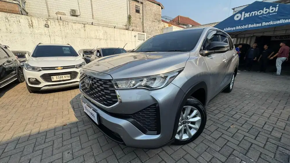 INNOVA ZENIX 2.0 V BENSIN AT 2023