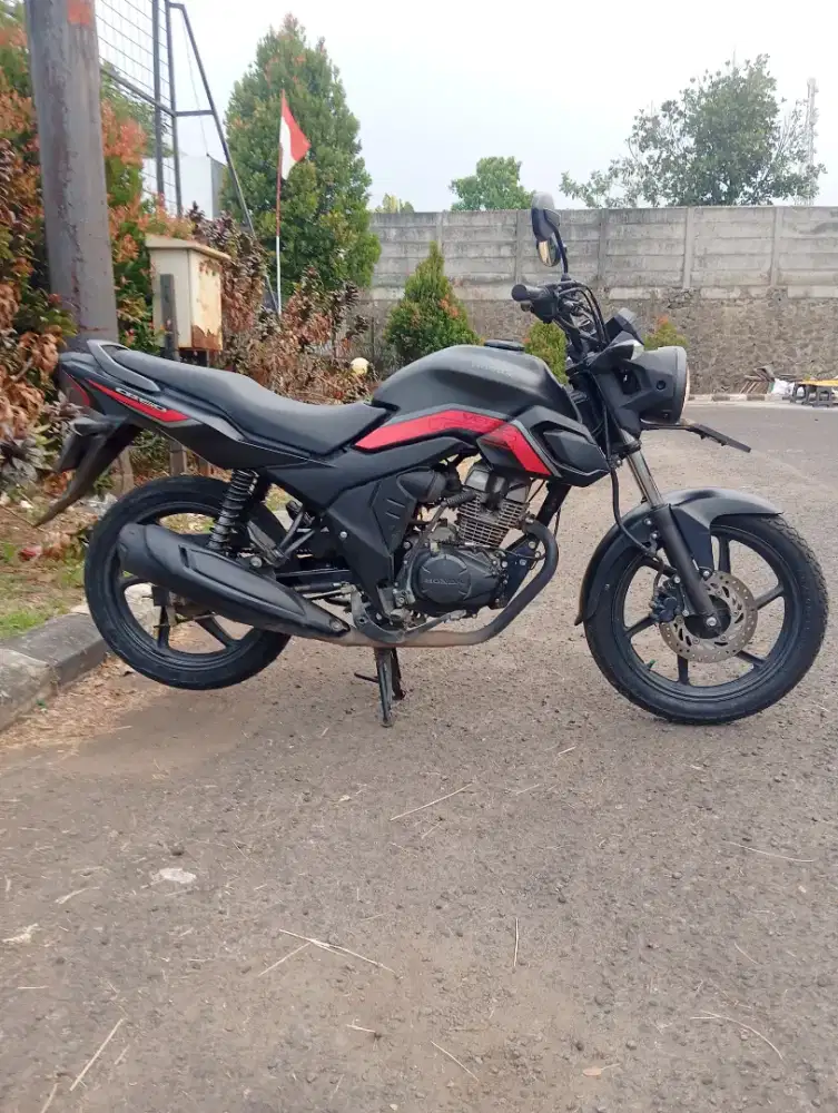 Honda CB Verza 150 R CW 2019 fulori seperti baru pjak baru bayar