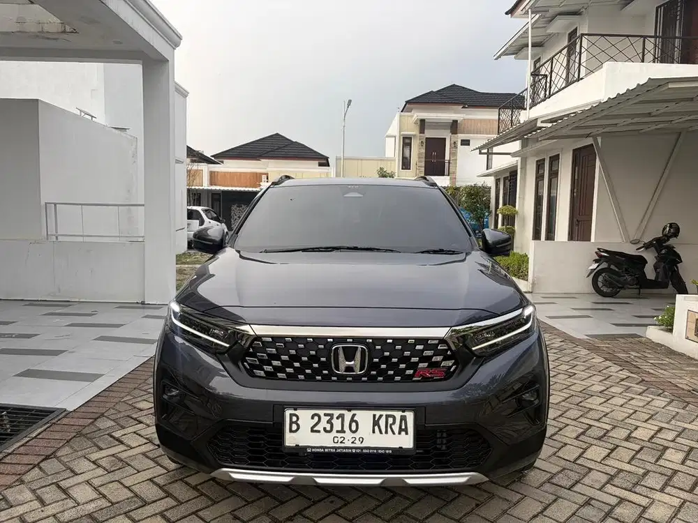 Honda WRV RS Sensing Metic 2023