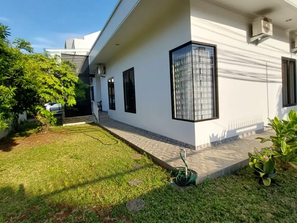 Rumah siap pakai kelapa gading permai posisi hook jalan besar