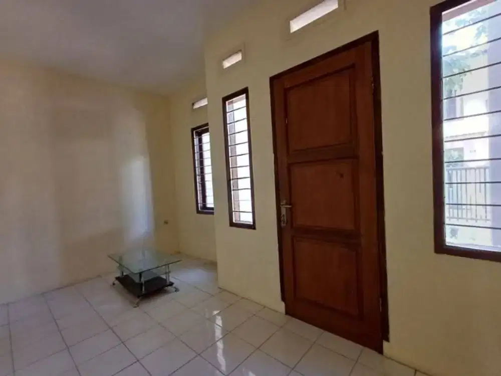 Disewakan rumah nyaman dekat Universitas Maranatha dan tol pasteur Bandung Utara