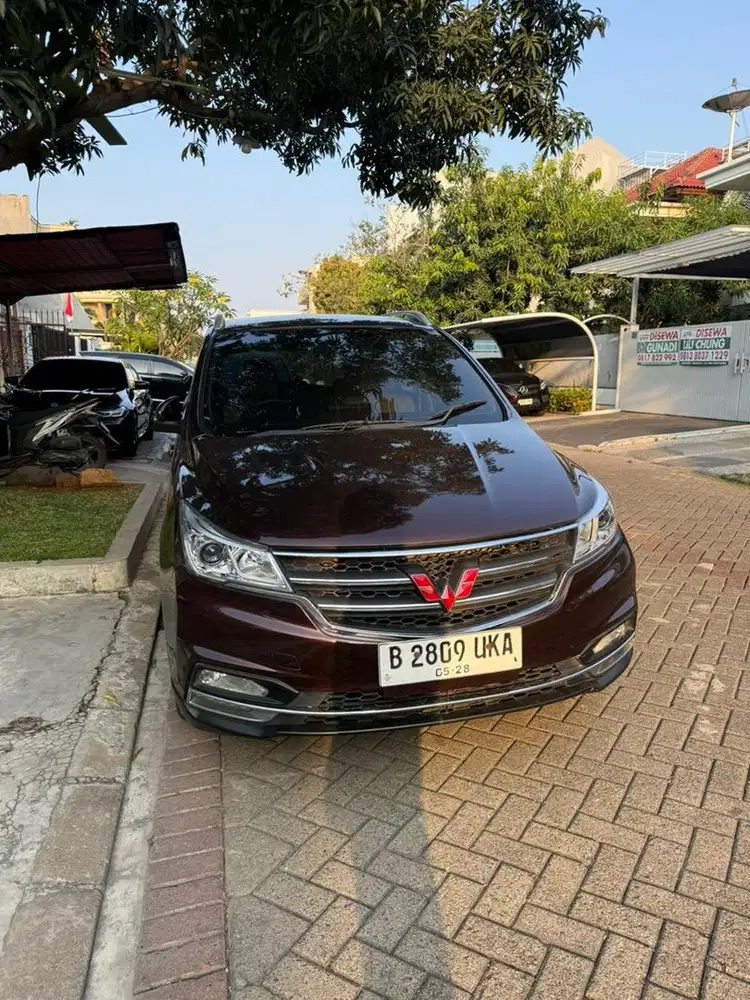 Dijual murah Wuling Cortez 1.8 AT