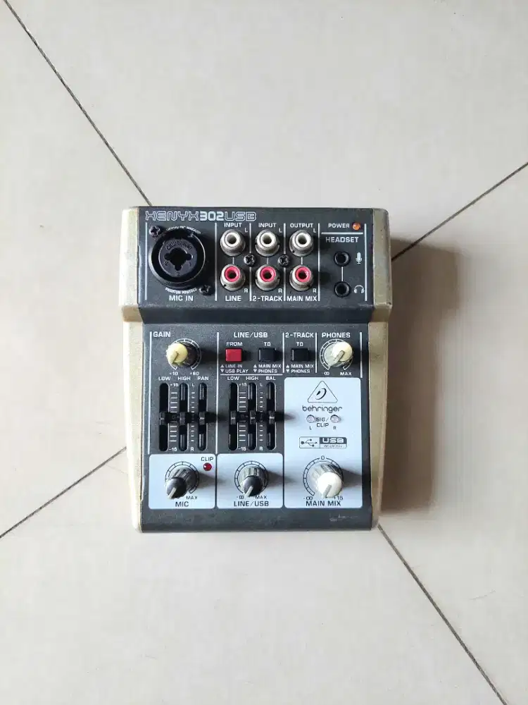 Behringer Xenyx 302 USB Soundcard