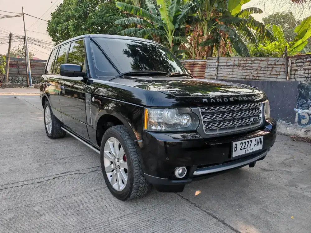 LR Range Rover Vogue 4.2cc SC v8 4x4 2006 hitam matic tiptronik
