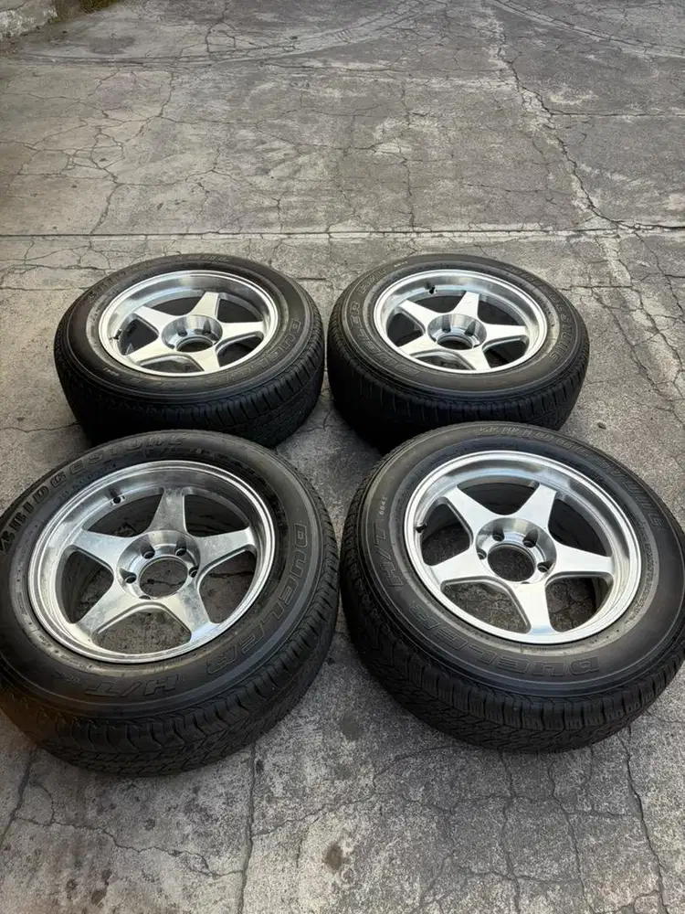Velg thailand bekas fortuner ring 18