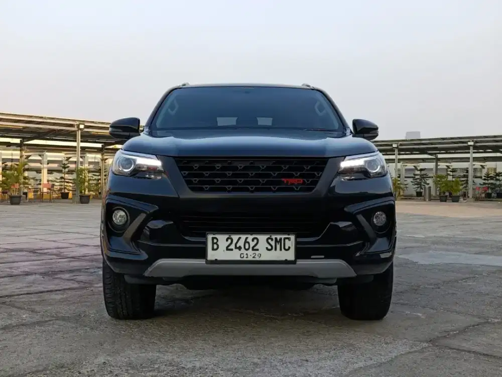 (KM74RB) TOYOTA FORTUNER SRZ TRD 2.7 AT 2019/PAJAK 1-2027