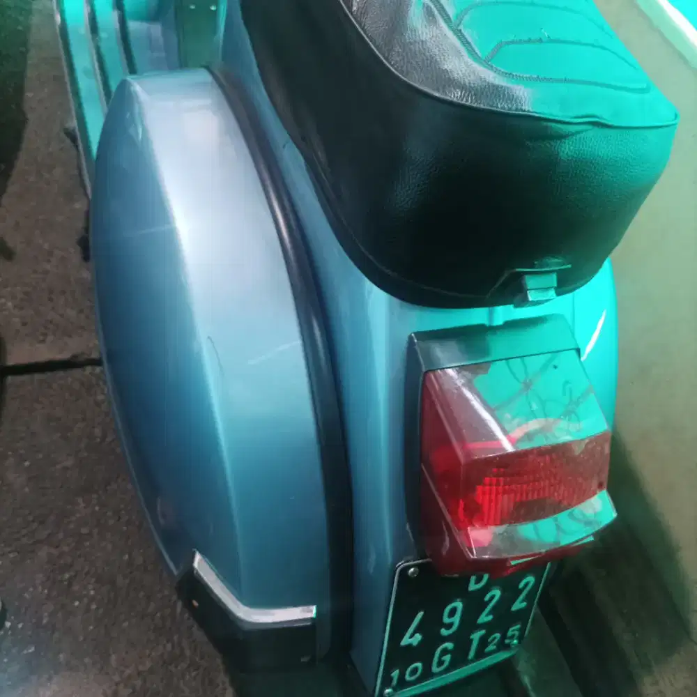 Vespa PX mulus sekali surat komplit pajak of lama