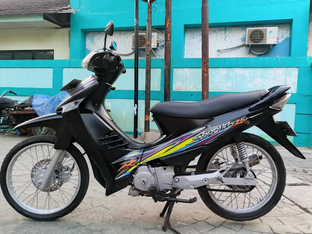 Suzuki Shogun 125cc 2005 mesin sehat halus mulus terawat