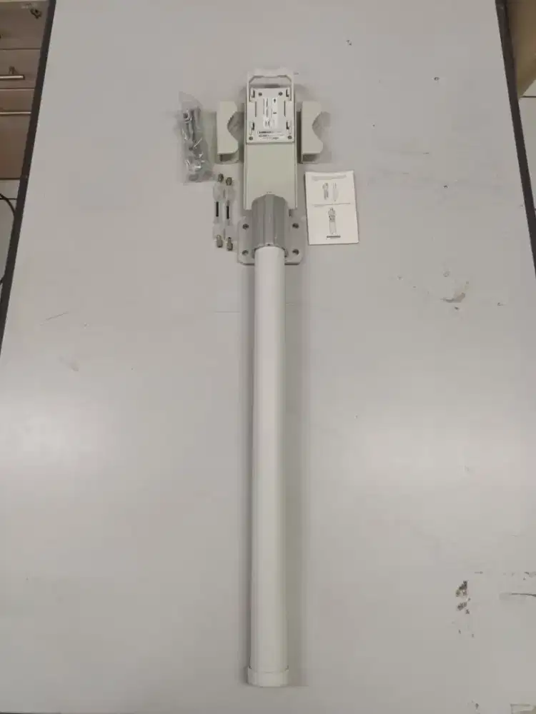UBIQUITY AMO-5G13 2X2 MIMO AIRMAX OMNI ANTENA