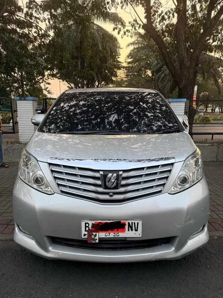 Toyota Alphard 2010 Bensin