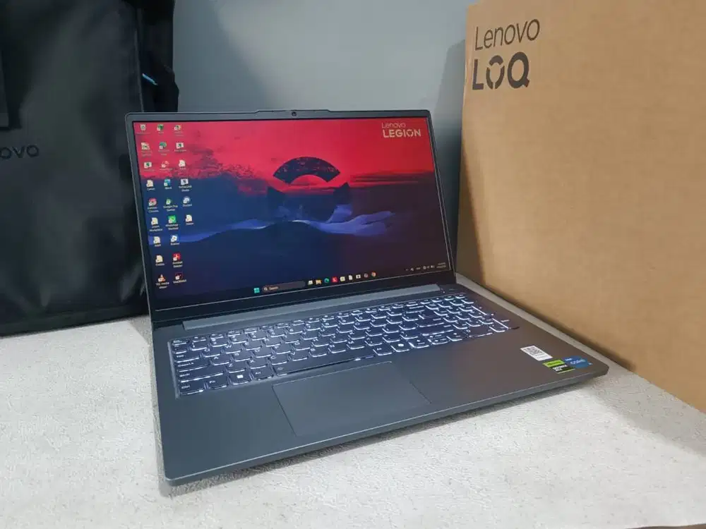 Lenovo LOQ 15IAX9E i5-1240HX 12/512 RTX 3050 6GB Garansi 2027 – Gam