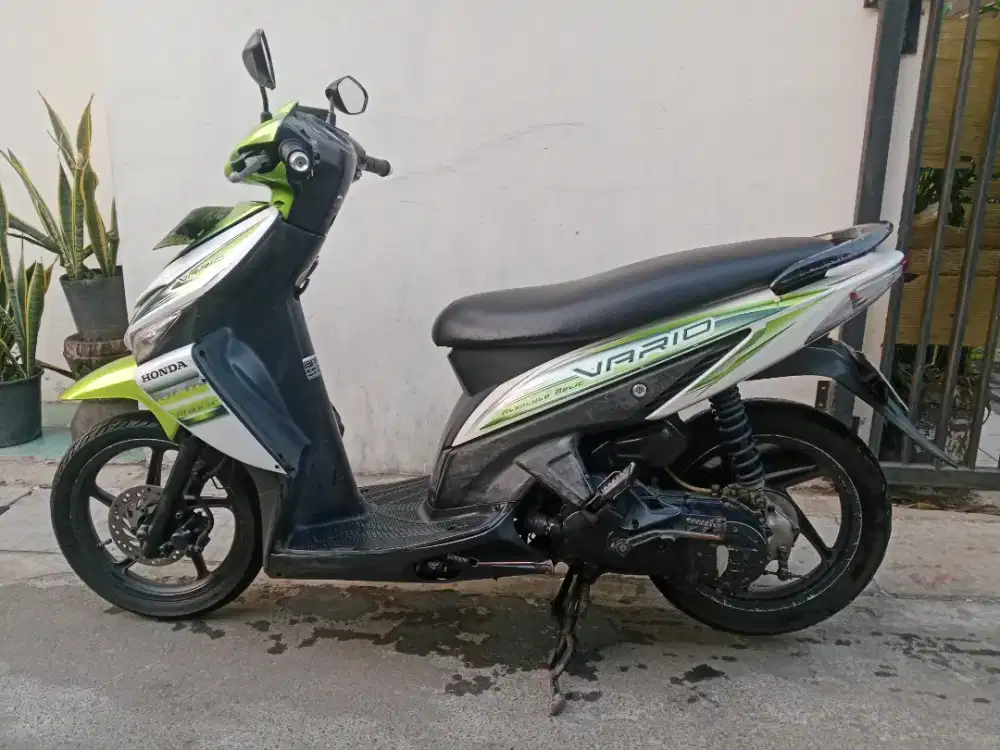 VARIO CW TAHUN 2011 MESIN STANDAR
