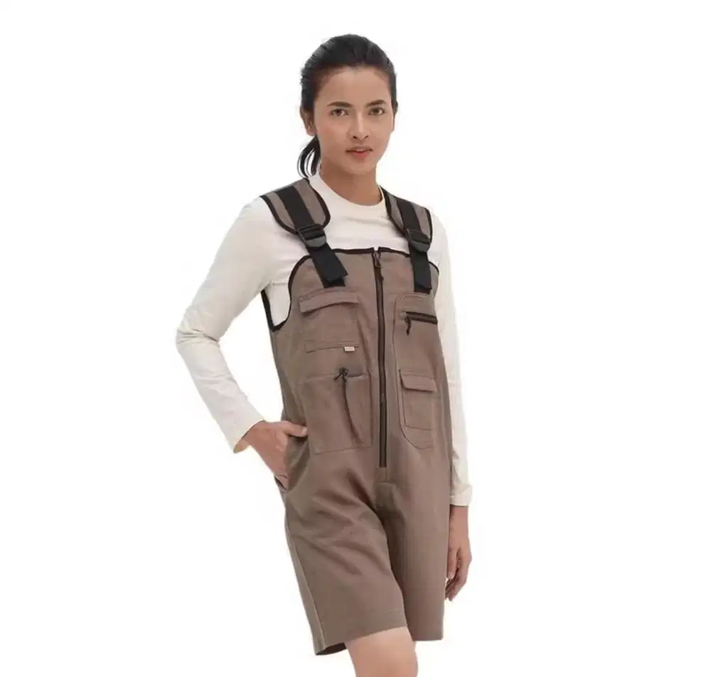 jumsuit eiger size M
