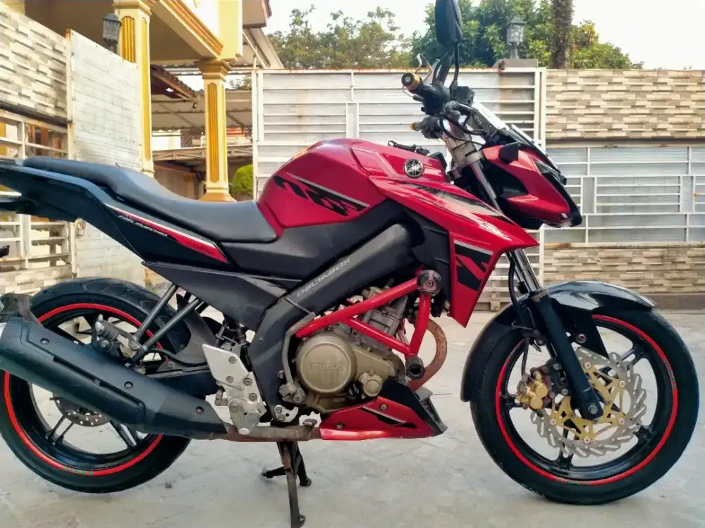 Vixion Advance lengkap mesin segel sehat keterangan detail dibawah