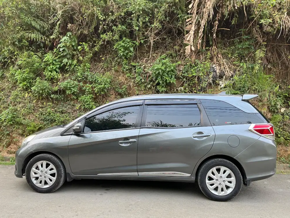 Honda mobilio cvt matic 2014