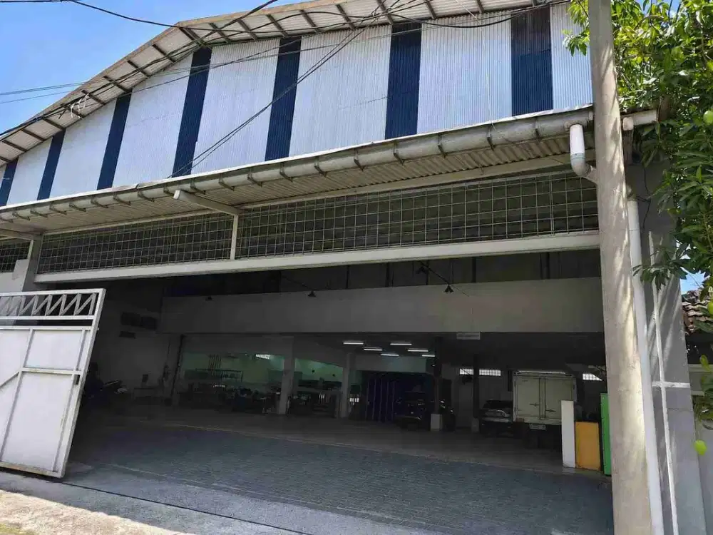 DIJUAL BANGUNAN EX WORKSHOP VARIASI PUCANG INDAH SIDOARJO