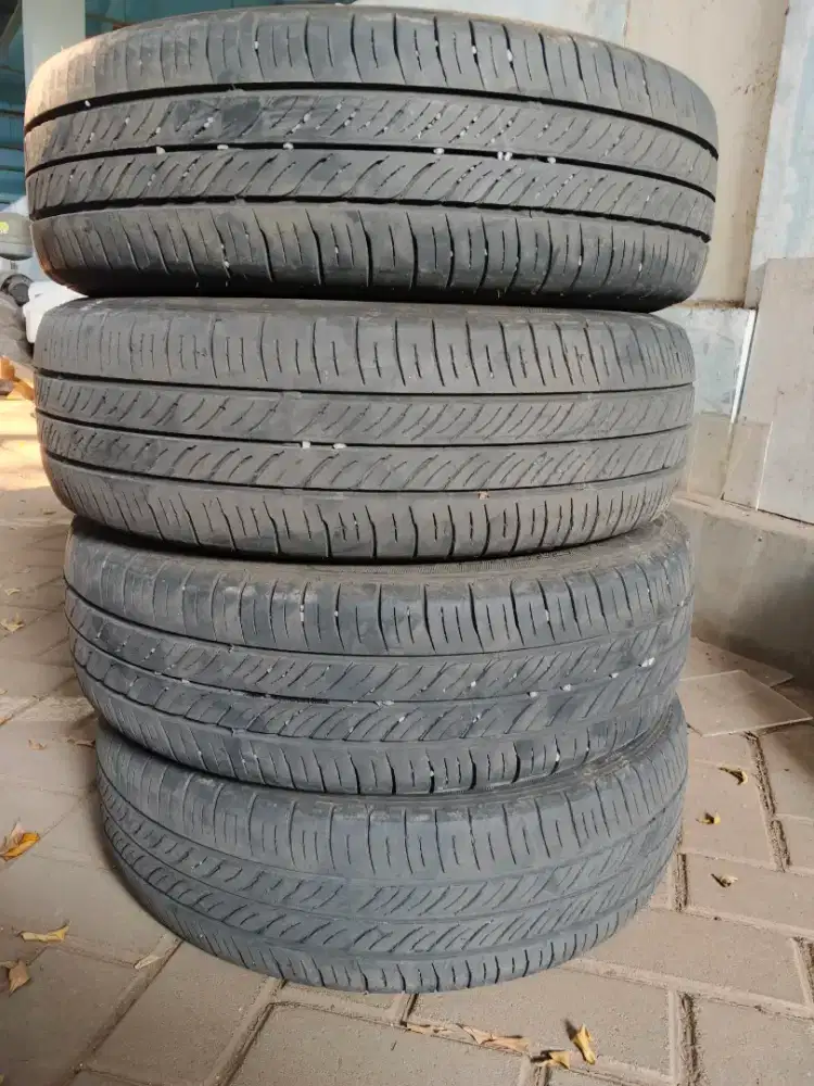 Dunlop 175/65 R14