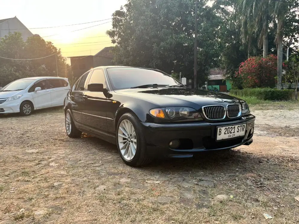 BMW E46 325i 2004 facelift