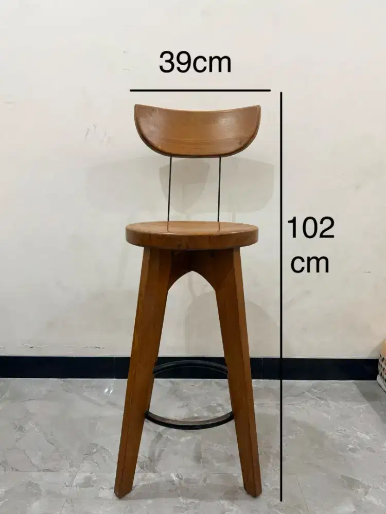 Kursi bar stool kayu