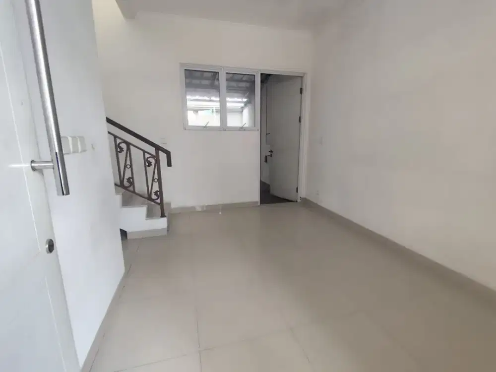 Rumah Siap Huni Di Cluster Laseine JGC Cakung – 2 Lantai, 2+1 KT, Harga 1,4 M Nego