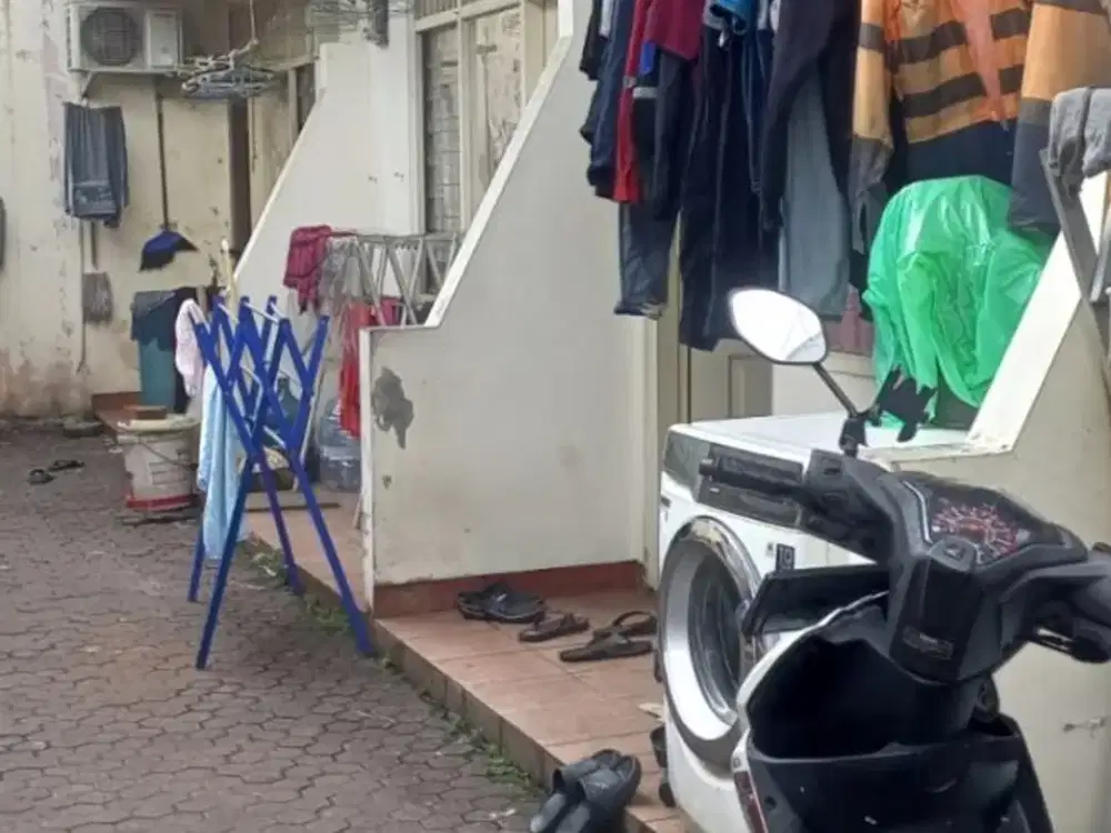 Dijual Cepat Kontrakan Luas 430M 10 Pintu Ciledug Tangerang