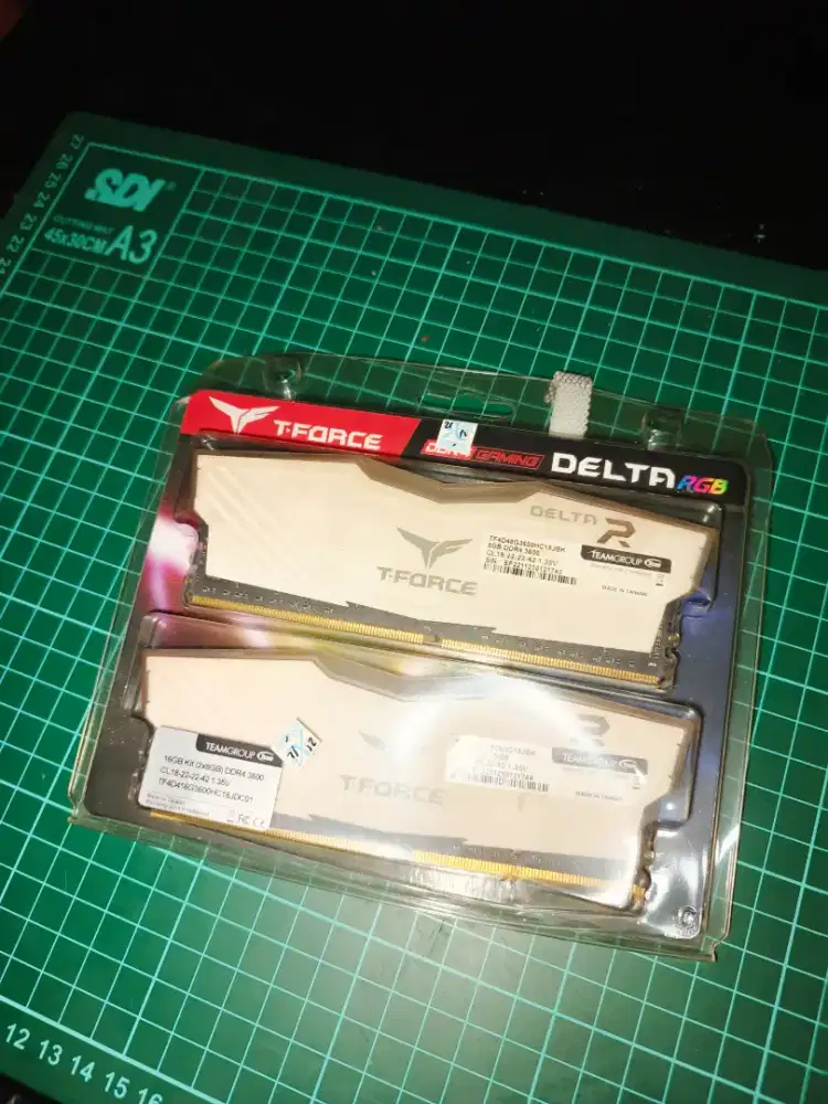 RAM T-FORCE DELTA R 32GB (2X8) DDR4 3600MHz - WHITE