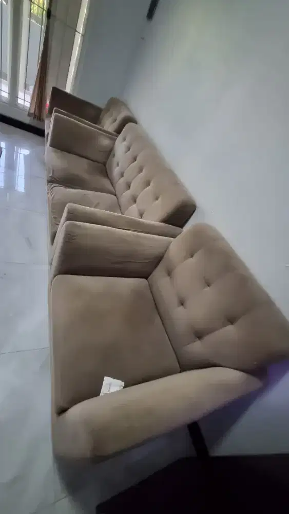 SOFA 211 + MEJA KACA
