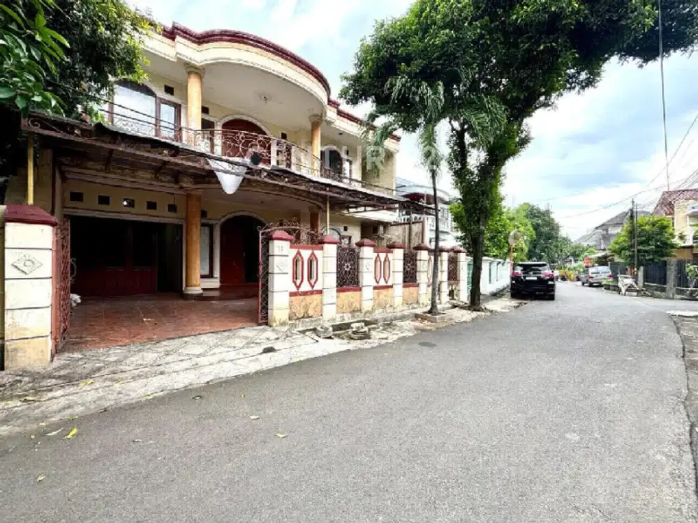 Rumah Akses Jalan 2 Mobil Jual Cepat Tebet Jakarta Selatan