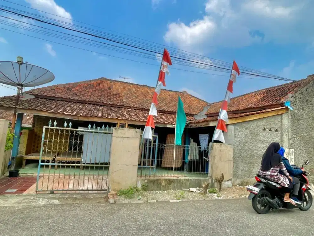 Dijual Rumah Strategis Pinggir Jalan di Cibatu Purwakarta Kota