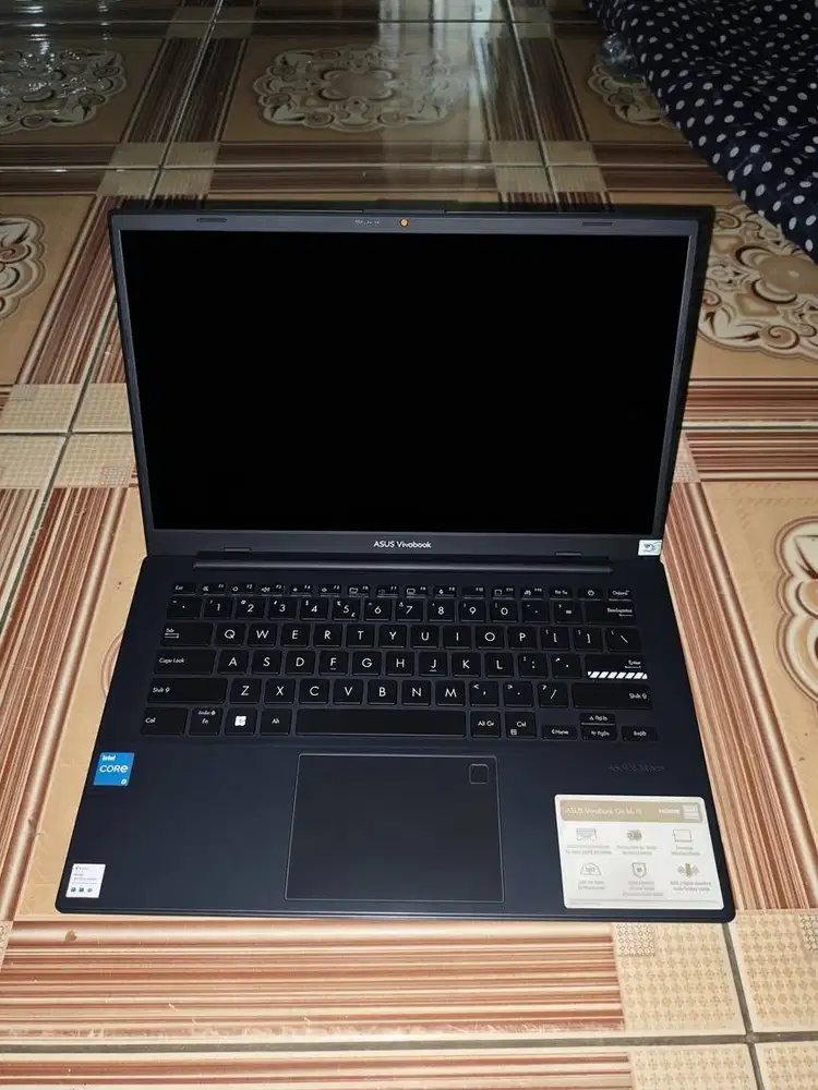Laptop Asus Vivobook 14/15 Intel core 3