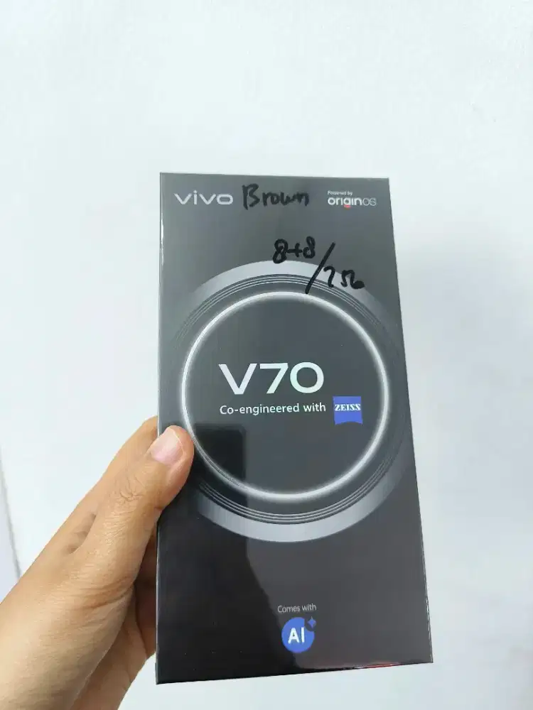 New Vivo V70 5G garansi resmi