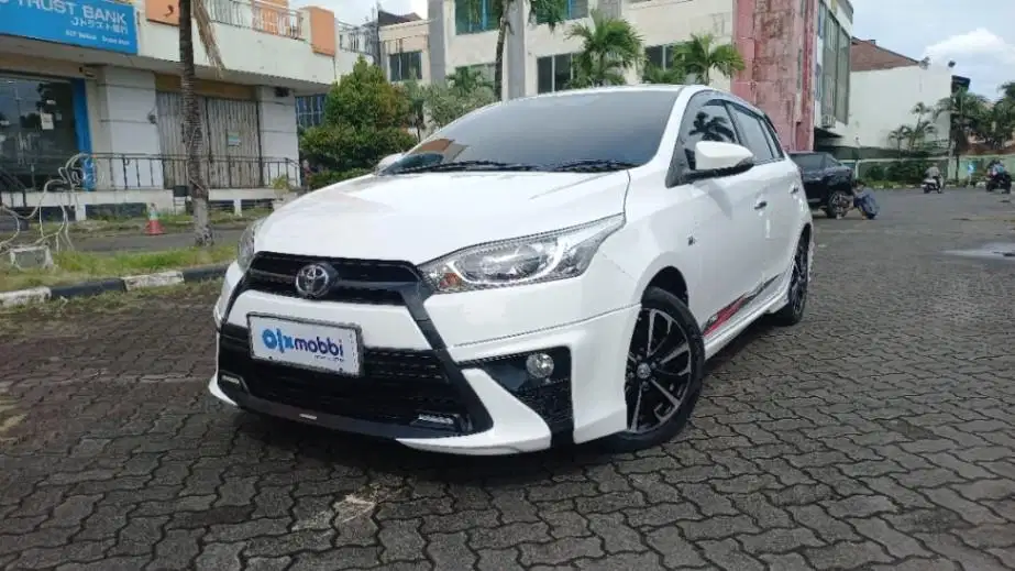 Garansi 1 Th - Toyota Yaris 1.5 TRD Sportivo Bensin-AT 2017 Putih