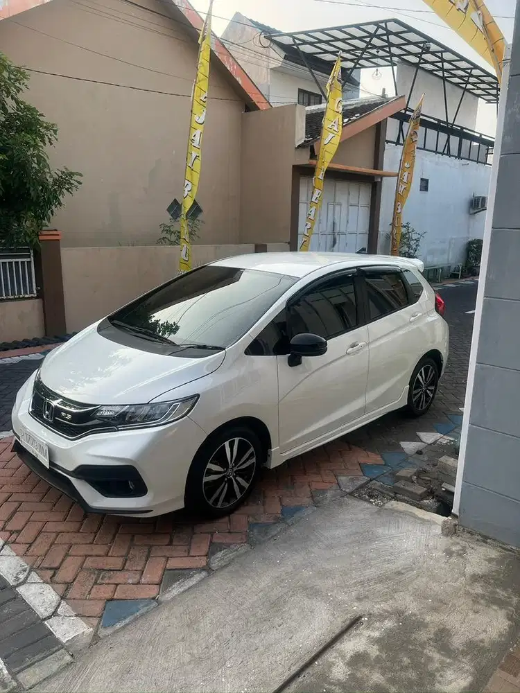 JAZZ RS KM 8RIBU