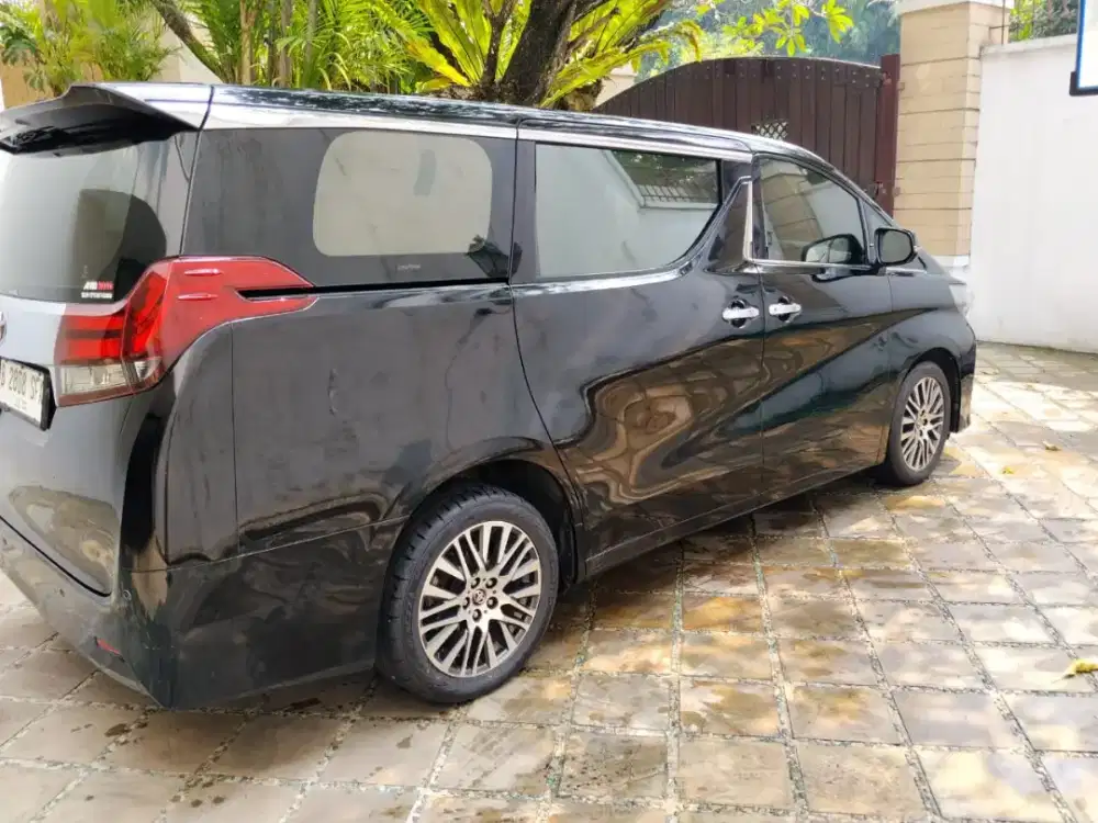 Dijual Toyota alphard 2015 Pakai Pribadi , Low KM ASLI. DIRECT OWNER