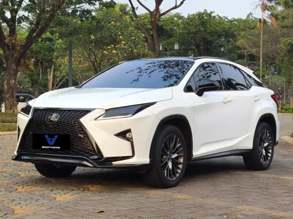 Lexus RX-300 2018
F-Sport 2.0 Automatic (KM 26 ribu) TDP 36 juta