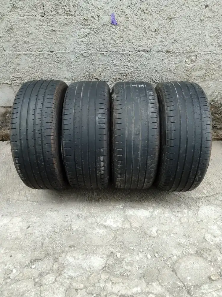 Jual ban 235/45 r19