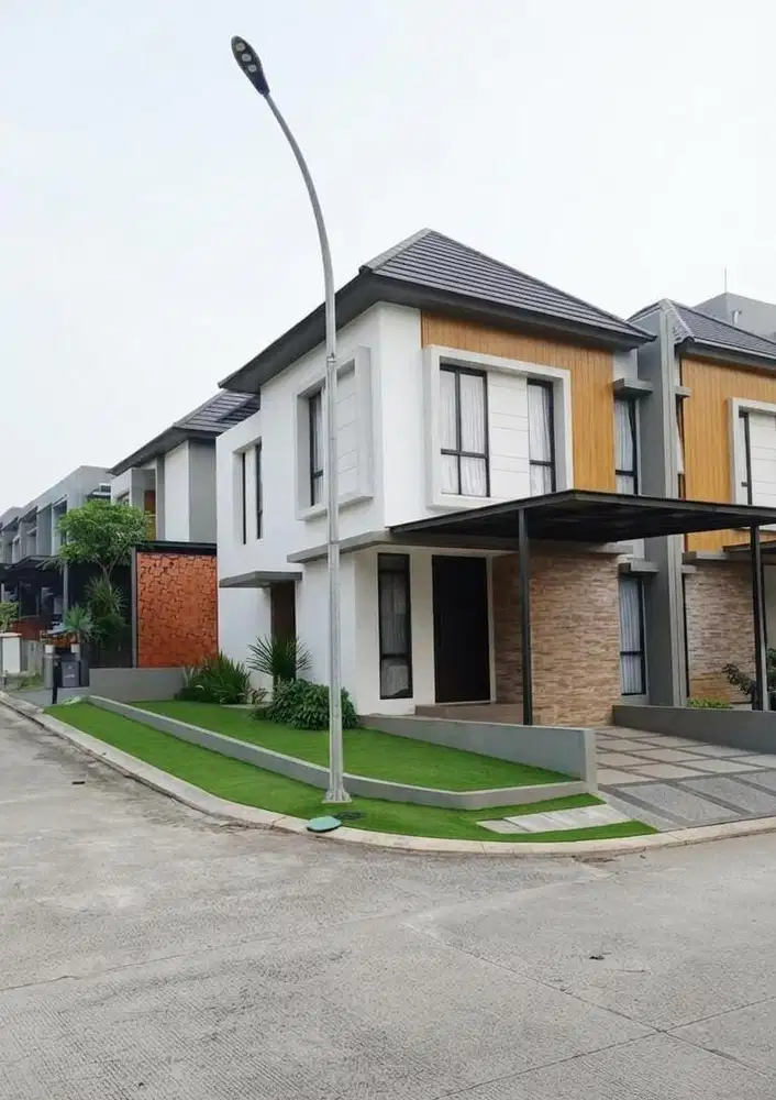 RUMAH 2 Lantai dikawasan berkembang