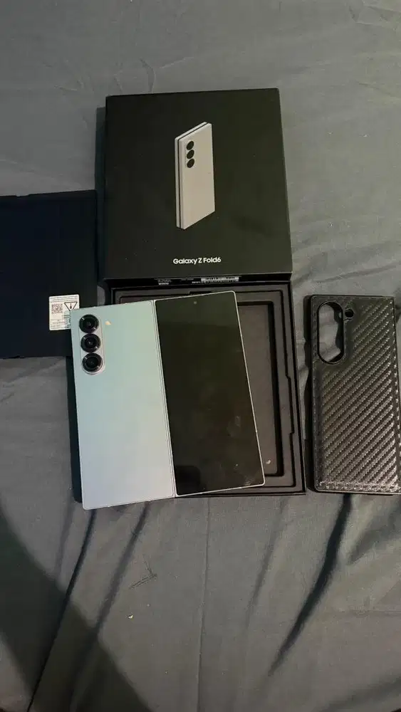 Samsung fold 6 12/256gb sein silver