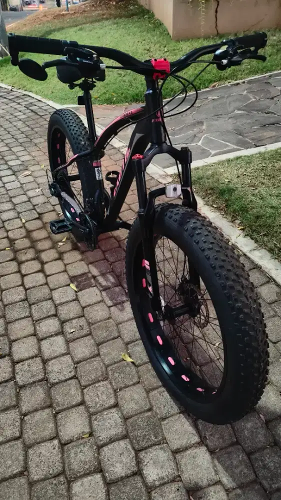 Sepeda MTB Exotic Ban Besar 2658 4.0 AH