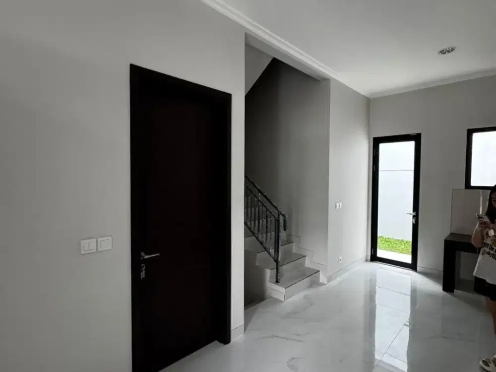 Dijual Rumah Kuningan Village PIK2 90m2, Sudah ada Penyewa, Cocok Investasi.