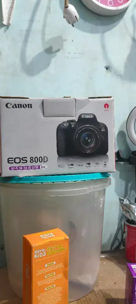 Canon DSLR 800D